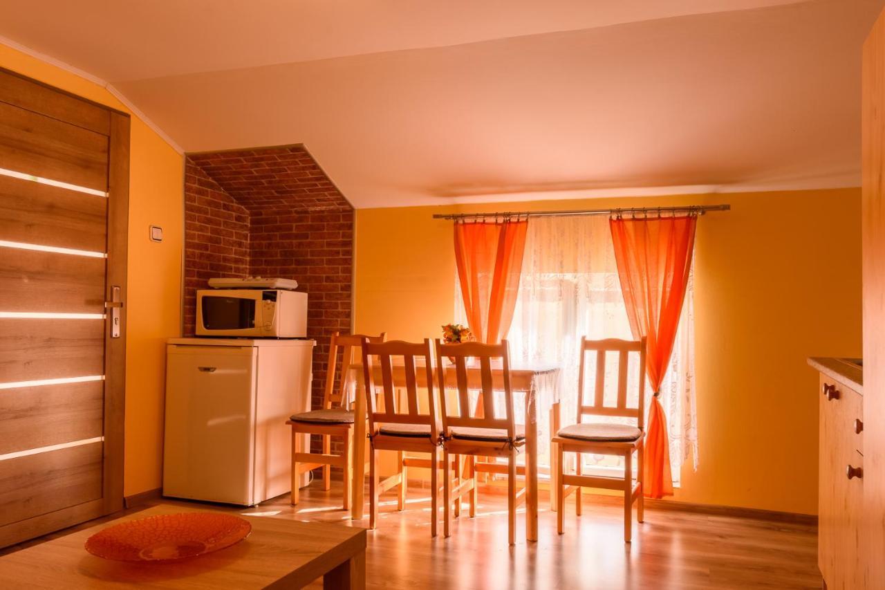 Chatka Elegant Bešeňová エクステリア 写真